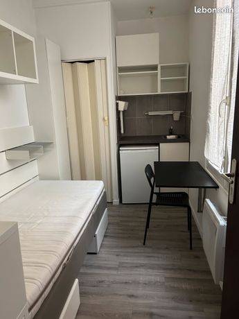 Chambre meublée plein centre ville