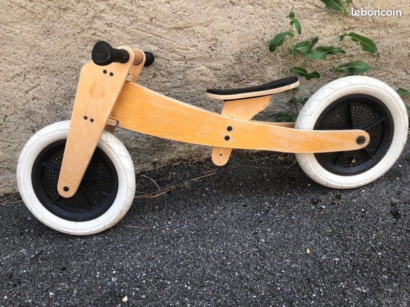Draisienne Wishbone Bike en bois évolutive + kit 3 roues (image 1)