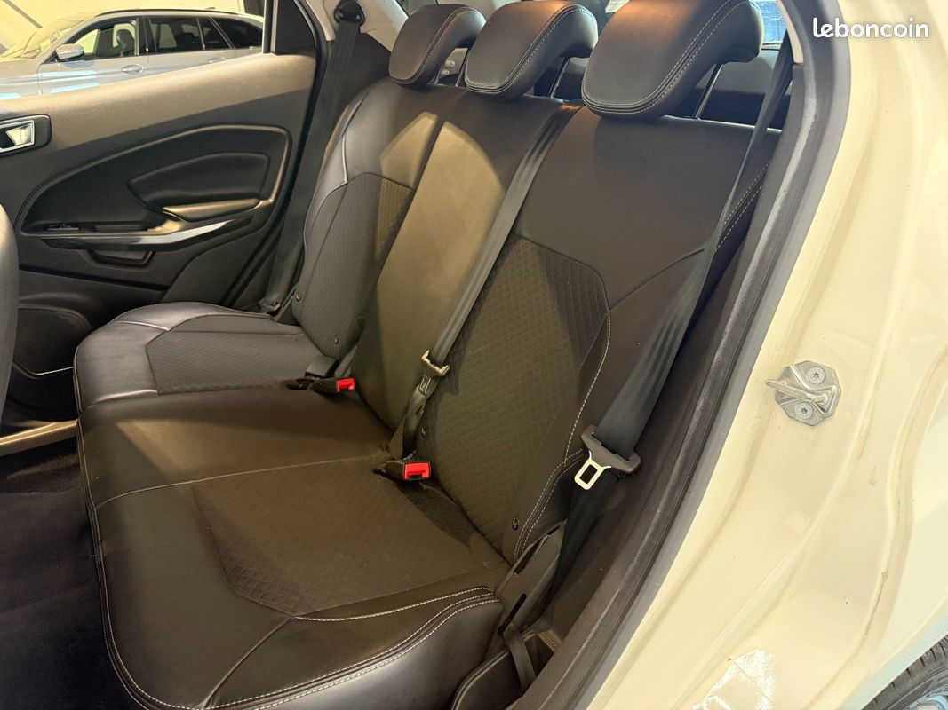 FORD ECOSPORT 1.0 EcoBoost 125 Titanium (image 16)