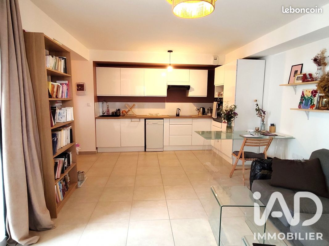 Appartement 2 pièces 45 m² · à Marseille · 45 m² · 855 €/mois