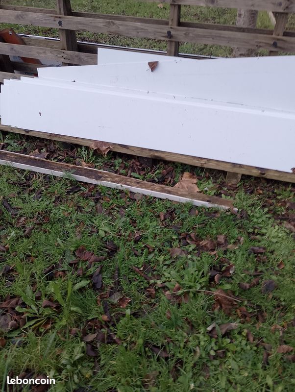 4 panneaux de PVC blanc 2500 / 330 / 5 mm (image 1)