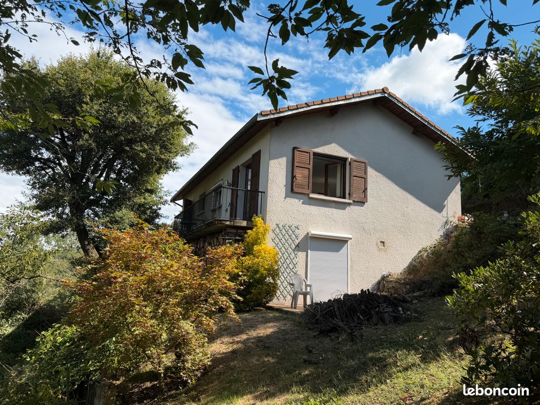 Maison 5 pièces 102 m² · à Saint-Just-Saint-Rambert · 102 m² · 299 000 €