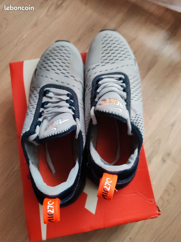 Nike Air Max 270 Gris clair Chaussures