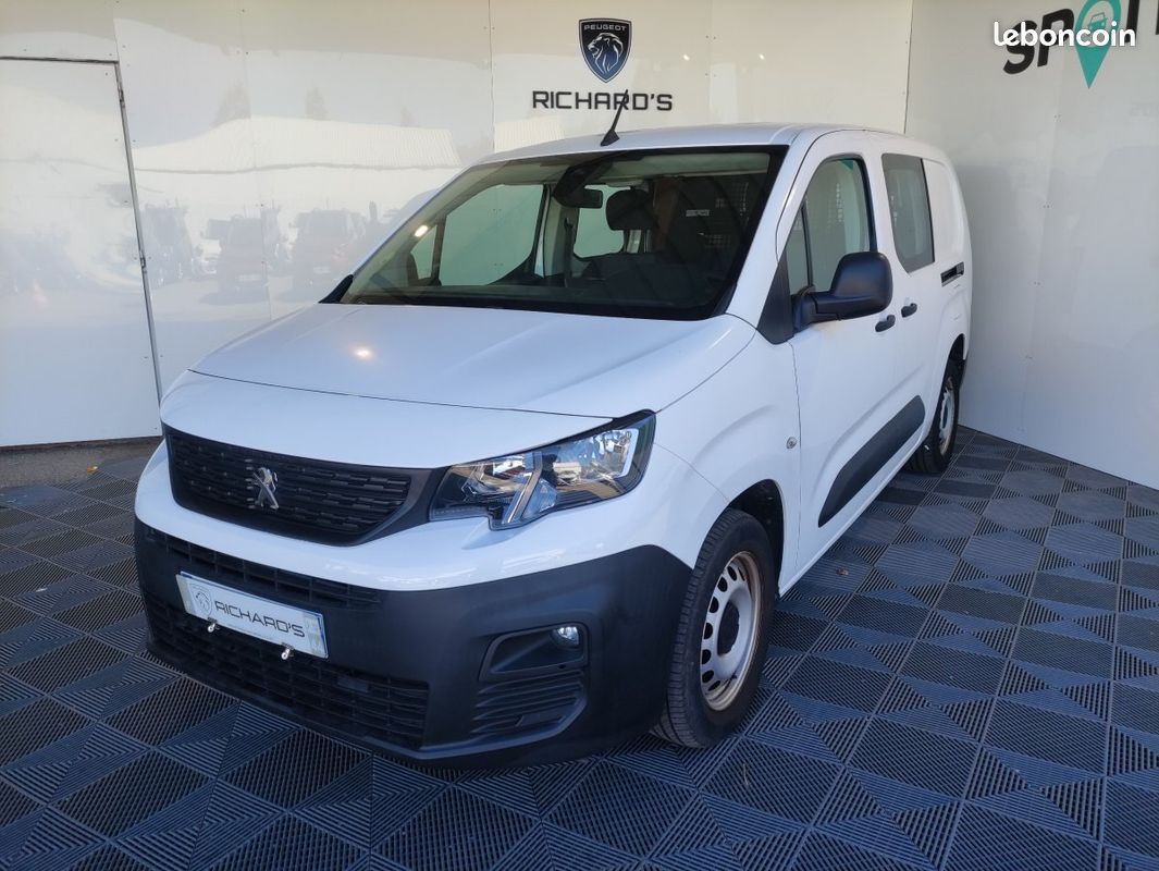 Peugeot Partner (3) BLUEHDI 100 LONG Cabine App (image 1)