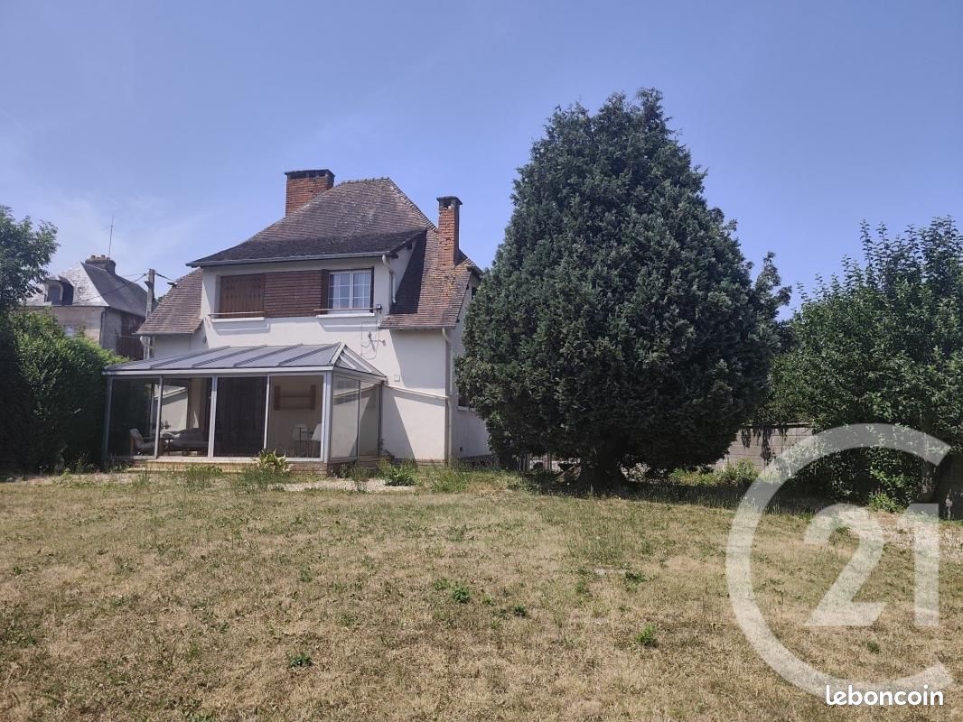 Maison 5 pièces 95 m² · à Brionne · 95 m² · 175 000 €