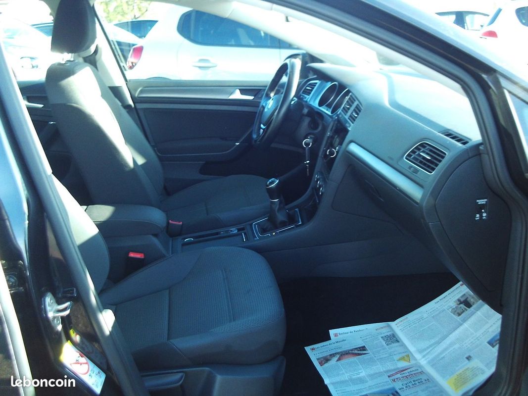 Volkswagen GOLF VII 1.6 TDI 115CH CONFORT BUSINESS 5 PORTES (image 7)