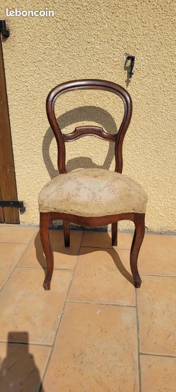 MERIDIENNE ANCIENNE DE STYLE ET 2 CHAISES ASSORTIES le tout à RENOVER (image 2)