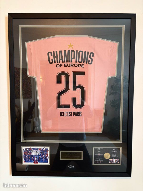 Cadre maillot psg champion 2025 Third champion 2025 Vêtements