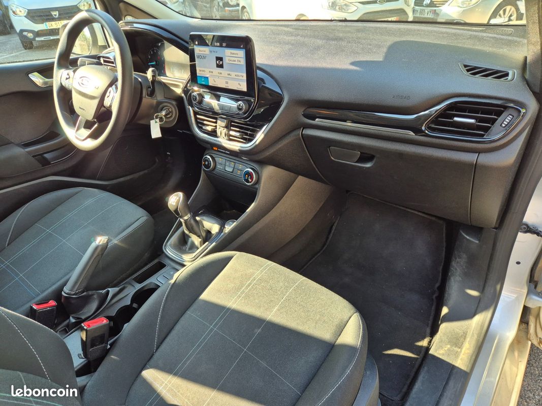 FORD Fiesta 1.1 85CH COOL & CONNECT GARANTIE 12 MOIS (image 6)