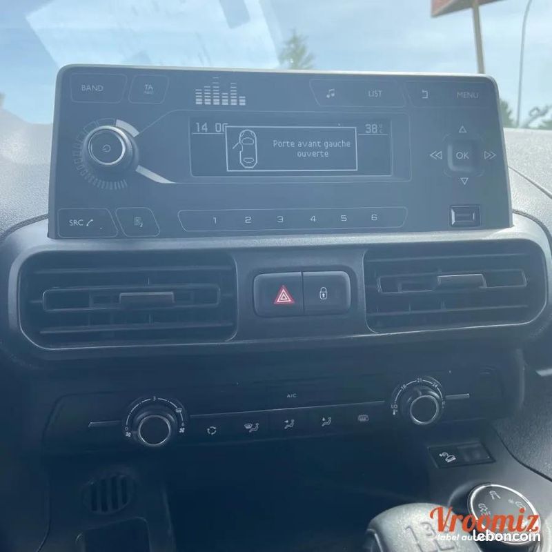 Citroen Berlingo Vu BLUE HDI / Kit distribution neuf / 3 PLACES / TVA 20% . 4x par cb possible (image 14)