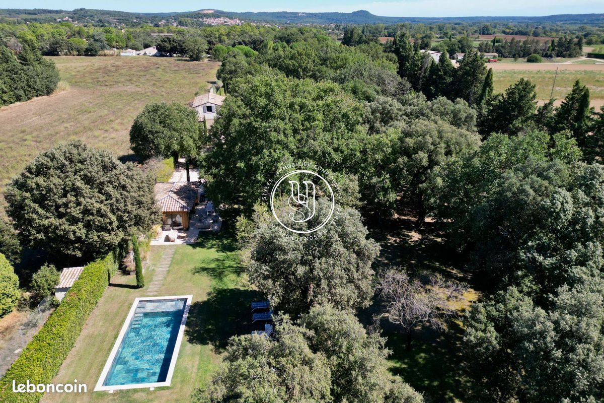 Maison 4 pièces 145 m² · à Uzès · 145 m² · 1 485 000 €