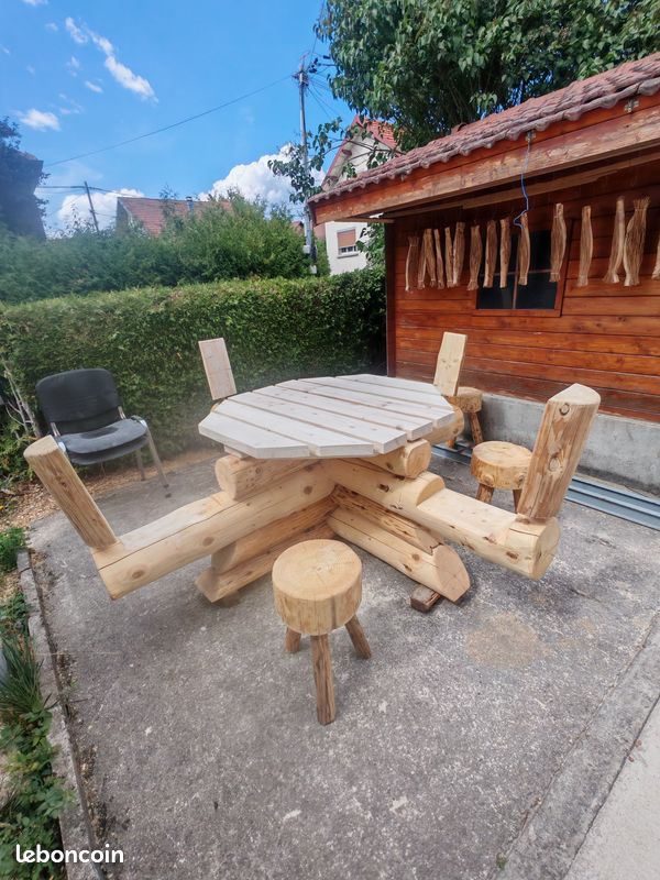 Table bois rond (image 2)
