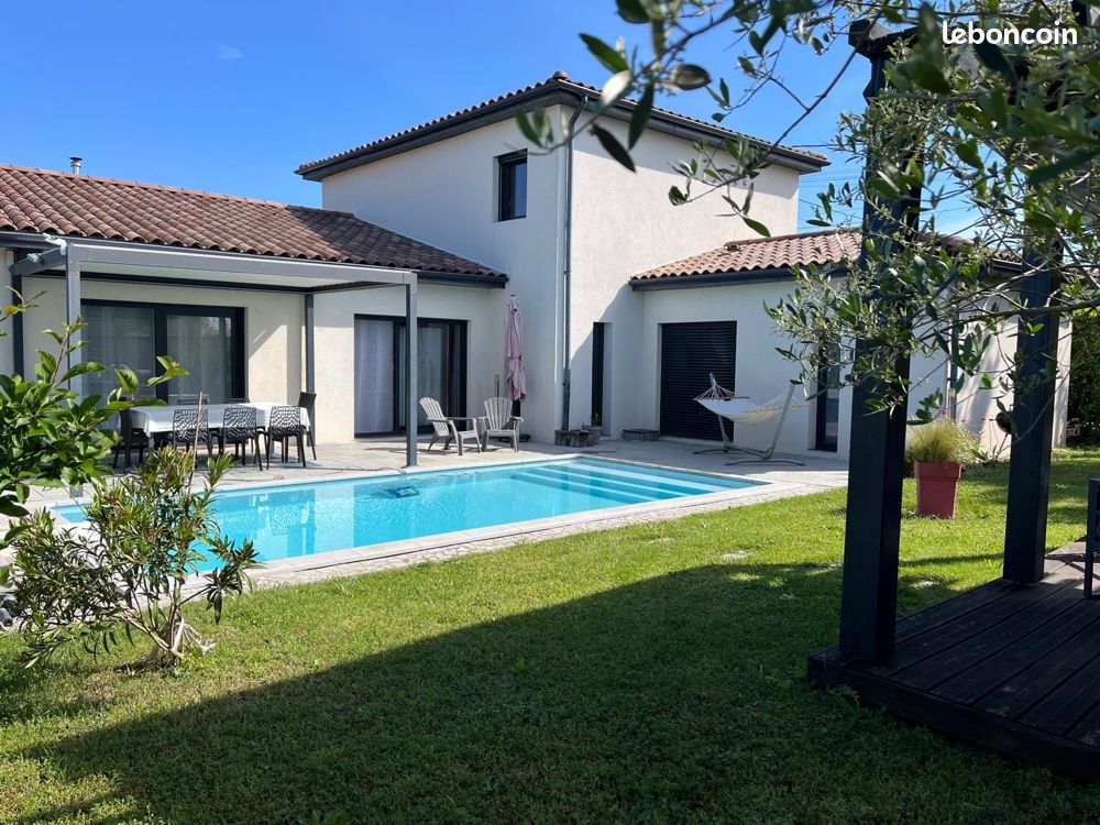 Maison 5 pièces 163 m² · à La Boisse · 163 m² · 545 000 €