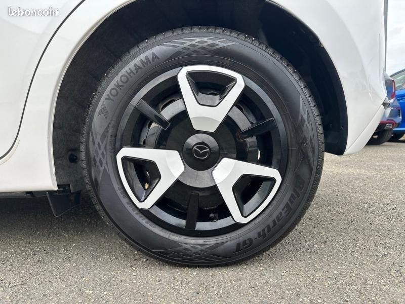 Mazda Mazda 2 1.5 e-SKYACTIV G M Hybrid 90ch Centre-Line 2023 (image 12)