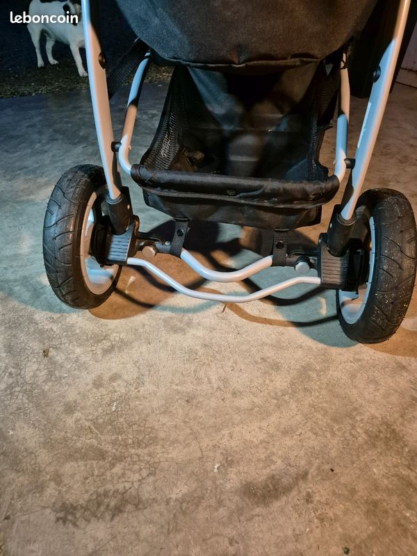 Poussette 3 roues (image 11)