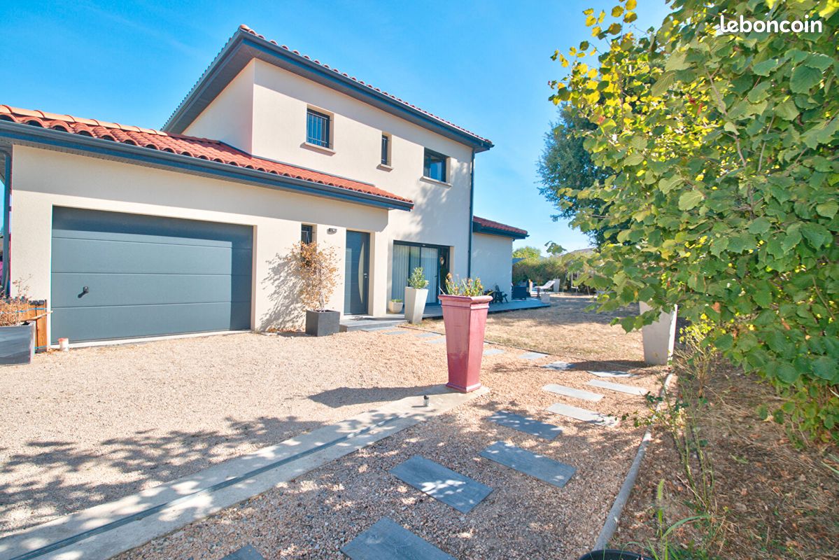 Maison 5 pièces 127 m² · à Chazay-d'Azergues · 127 m² · 715 000 €