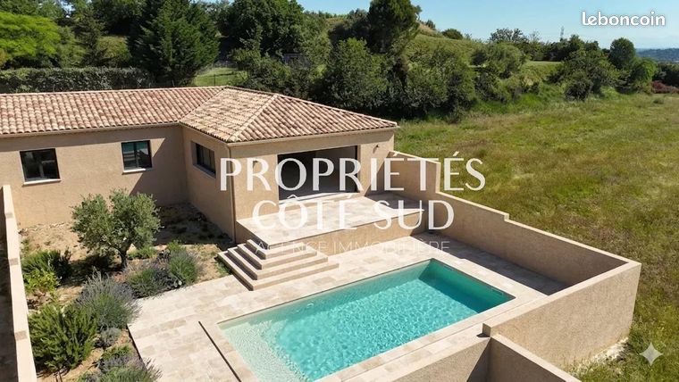 Villa 4 pièces 145 m²