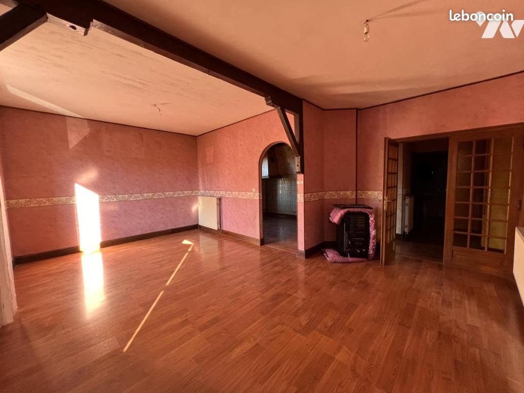 Immeuble 164 m² · à Raon-l'Étape · 164 m² · 85 000 €