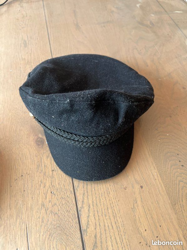 Vend casquette femme noir (image 1)