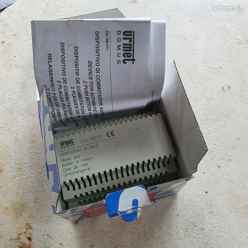 Dispositif URMET de gestion automatique de 2 platines de rue (image 6)