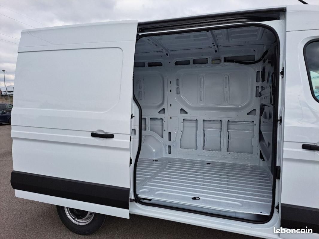 Renault Master VAN 3T5 L2H2 BLUE DCI 170 AUTO (image 4)