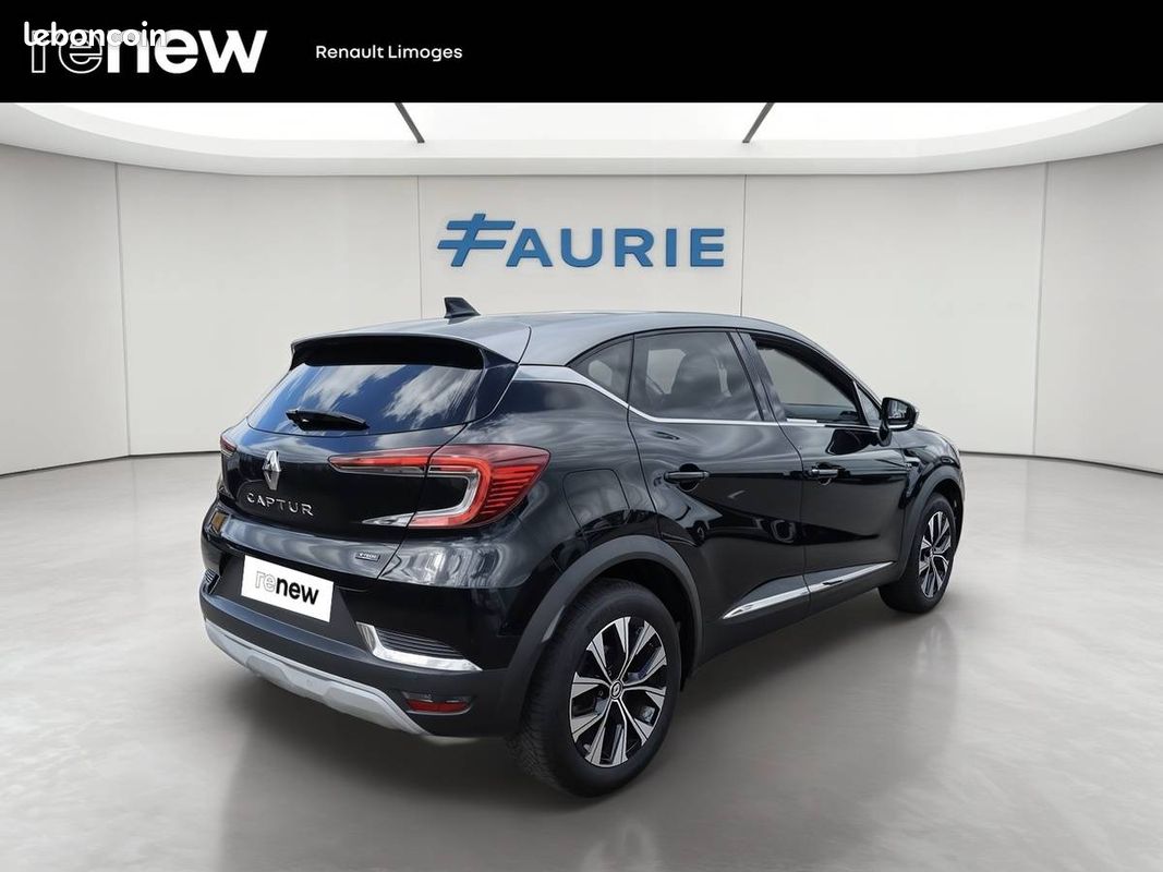RENAULT Captur E-Tech full hybrid 145 Techno (image 5)