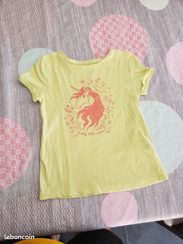 T shirt licorne (image 1)