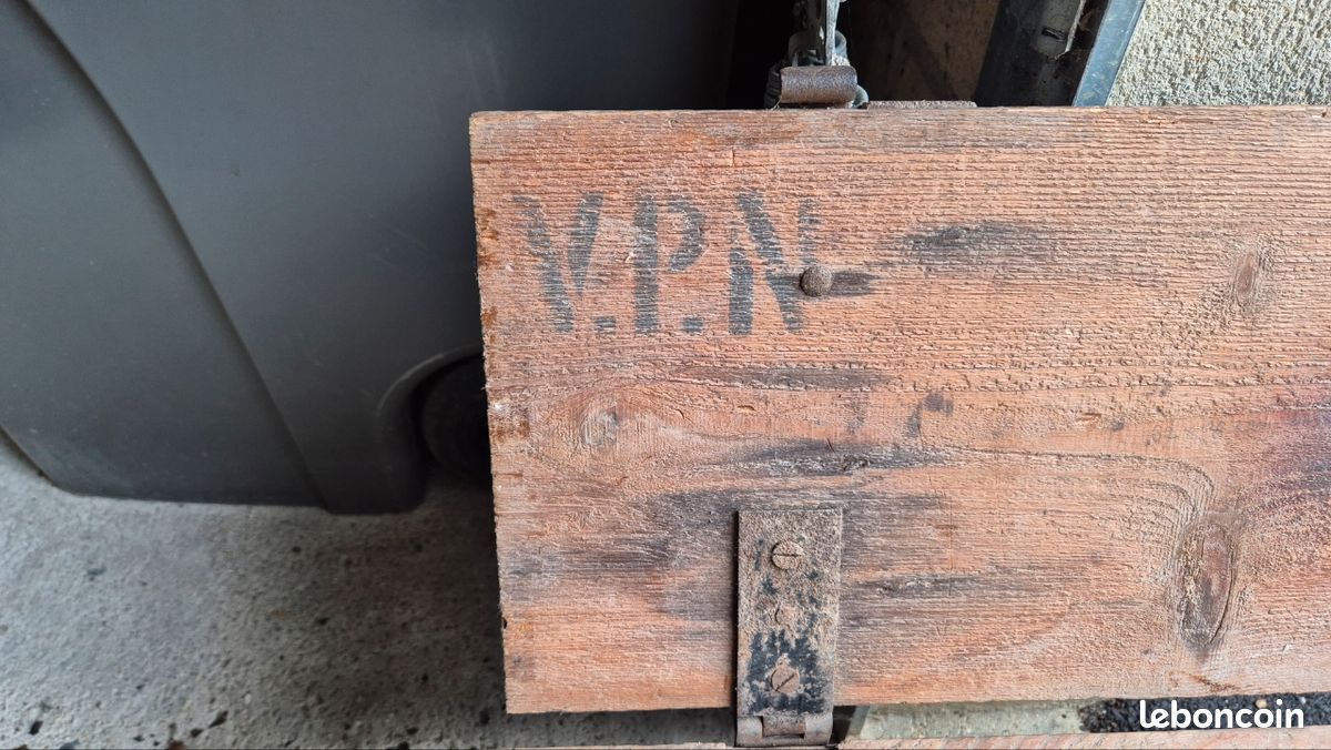 Caisse à munitions pour grenades à manche de 1914 ( mots clés casque à pointe adrian français) (image 6)