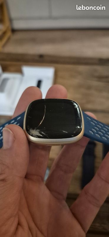 Fitbit Sense 2 - Montre Connectée avec GPS et NFC - Gris Ombré