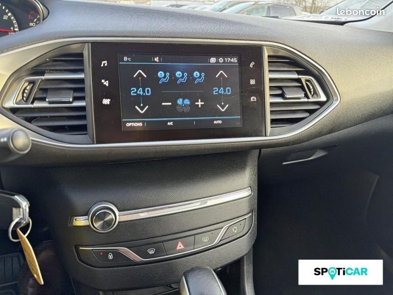 Peugeot 308 1.2 PureTech 130ch Style EAT6 (image 15)