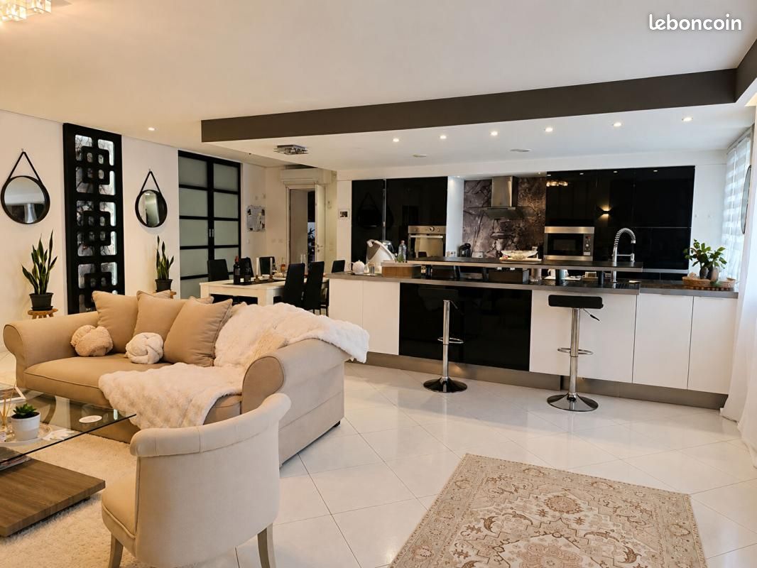 Maison 11 pièces 421 m² (image 2)