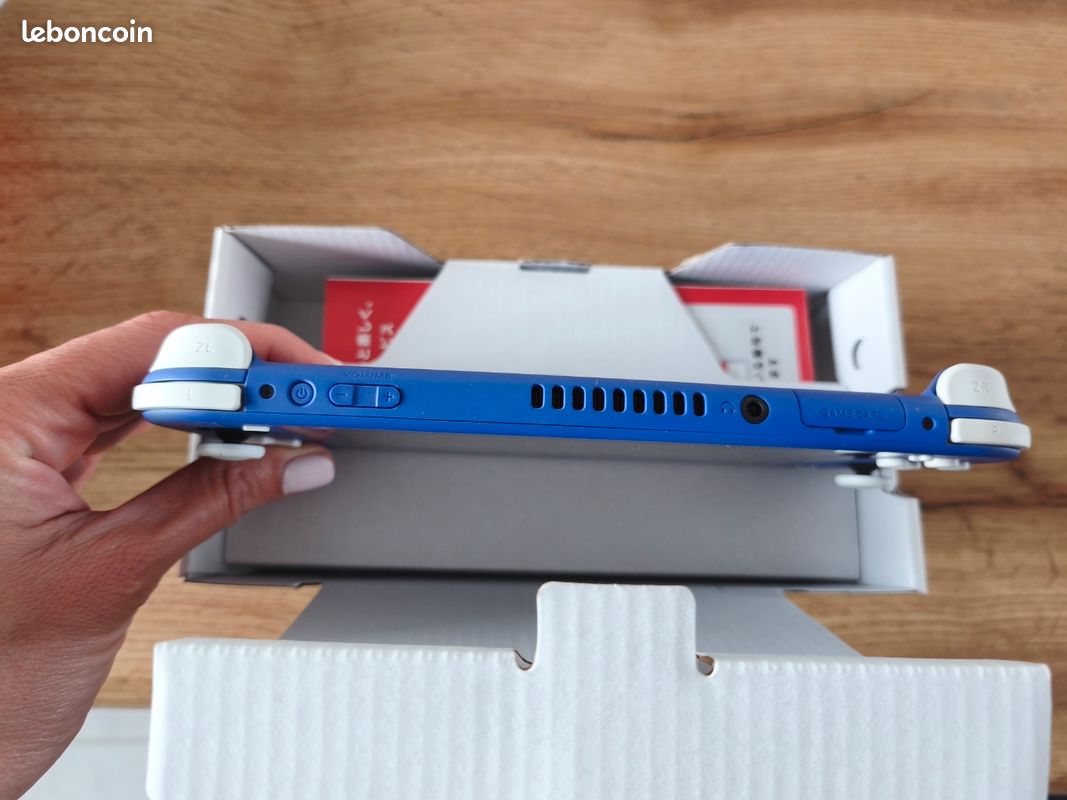 Nintendo Switch Lite Neuve (image 5)