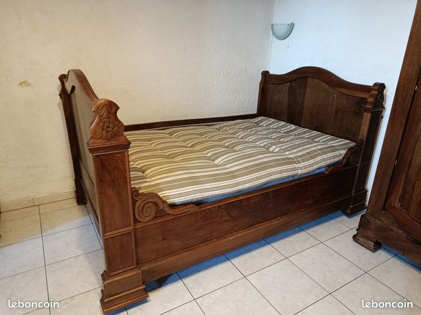 Lit ancien (image 1)