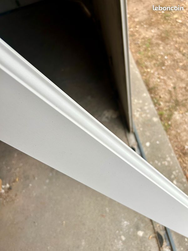 Plinthes blanches (image 3)
