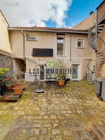 Maison 3 pièces 90 m²
