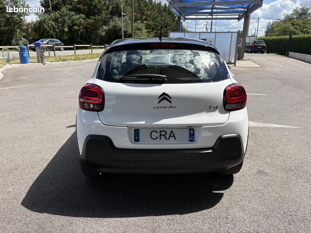 CITROEN C3 1.2 PureTech 12V 110ch S&S EAT6 Shine (image 6)