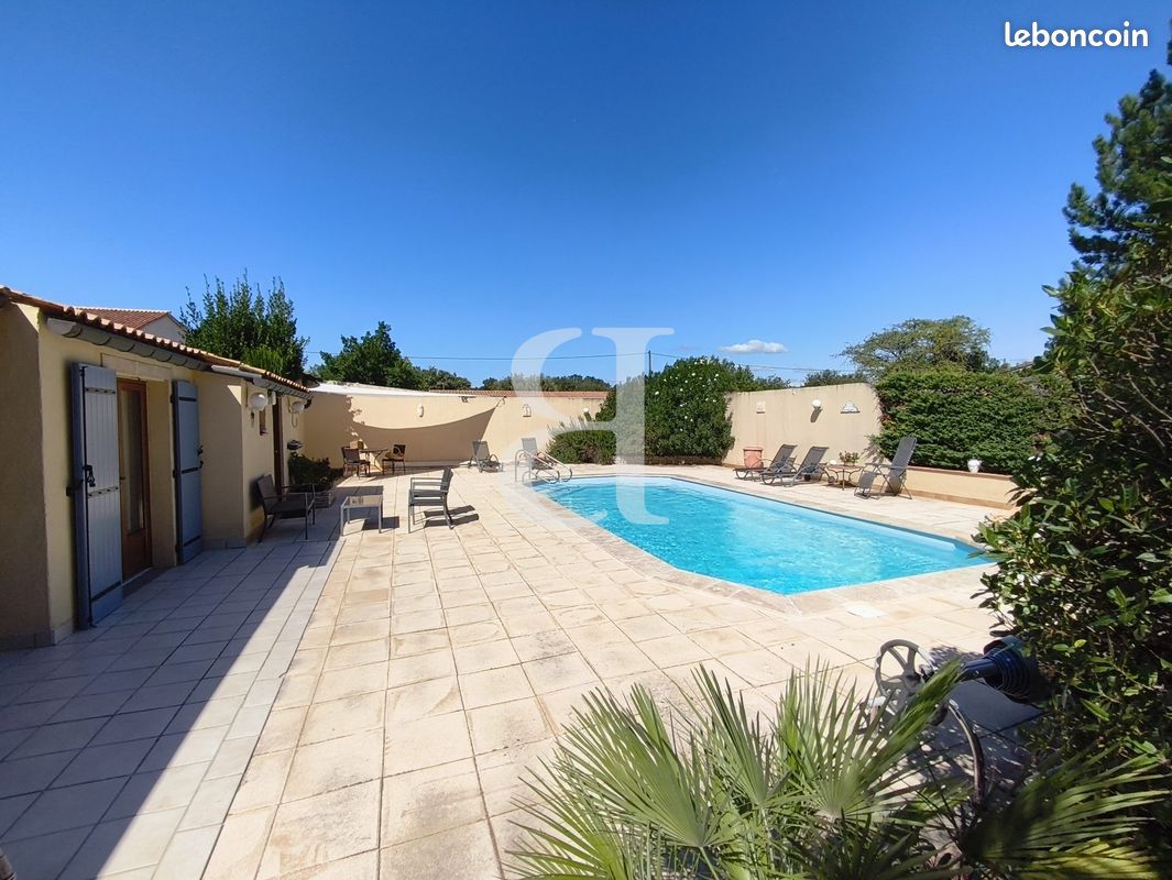 Maison 5 pièces 147 m² · à Grillon · 147 m² · 425 000 €