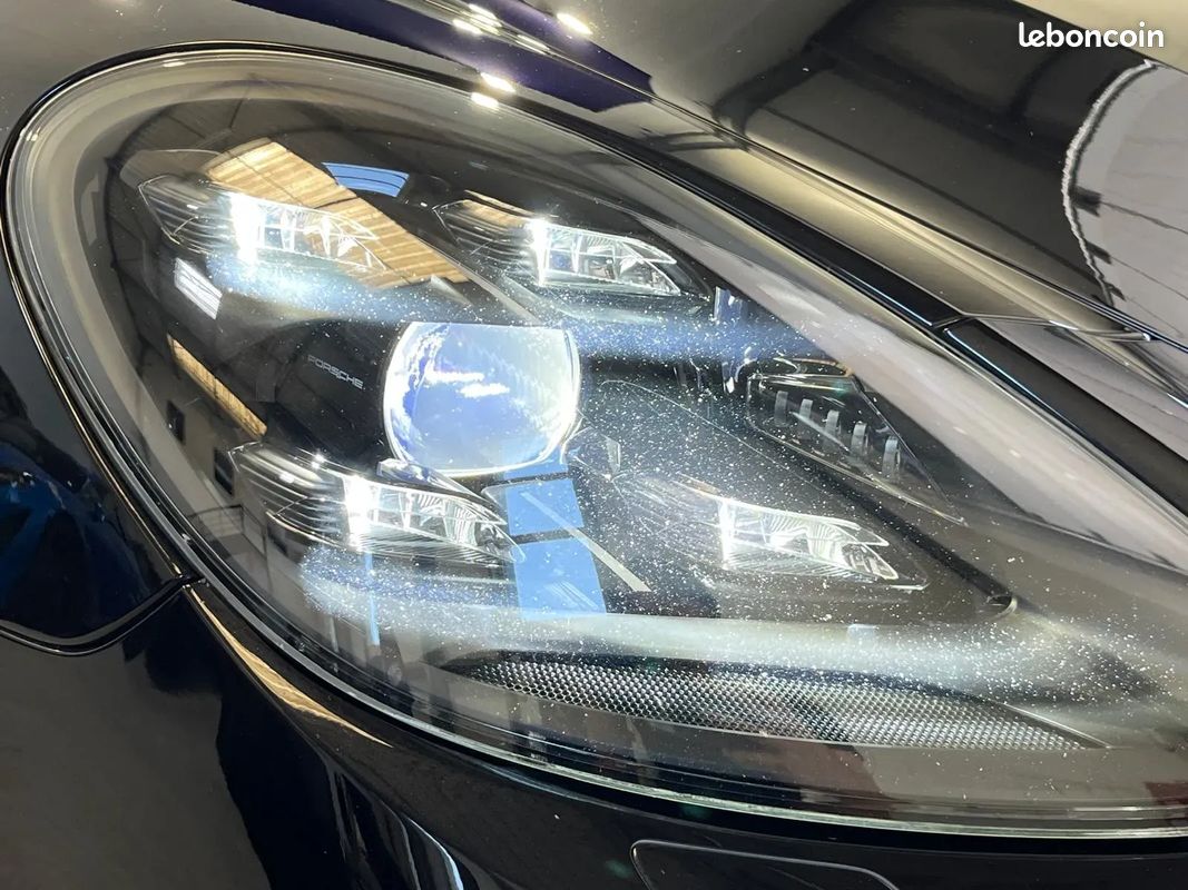 PORSCHE Panamera 462ch 4 E-Hybrid - 2019 - Toit ouvrant - Suivi complet (image 33)
