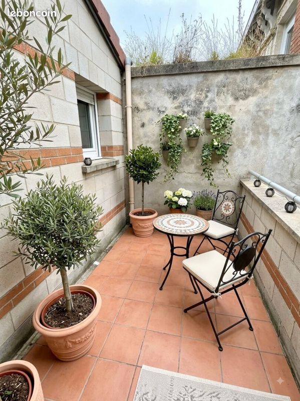Appartement 2 pièces 45 m² · à Hénin-Beaumont · 45 m² · 569 €