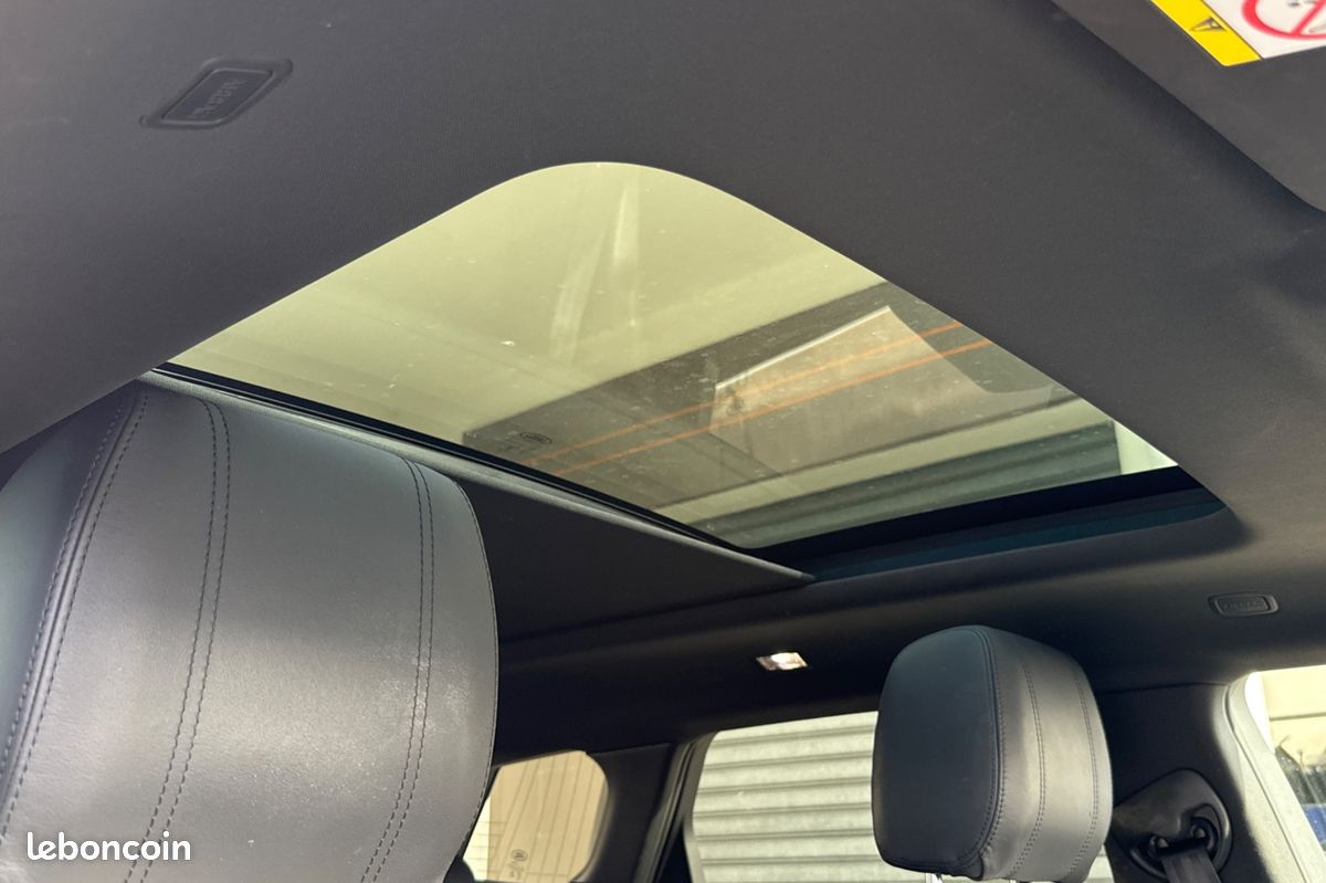 LAND ROVER RANGE ROVER EVOQUE II 1.5 P300E PHEV 4WD R-DYNAMIC HSE BVA8 + TOIT PANO + ATTELAGE + MERIDIAn (image 7)