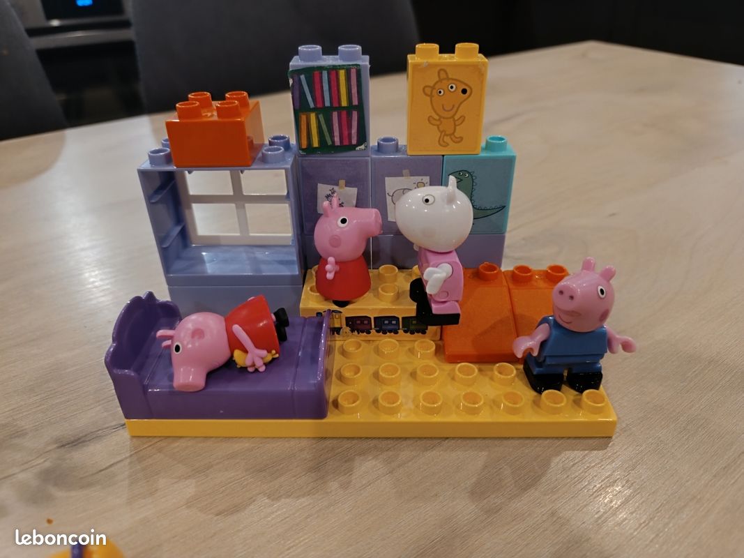 Lot lego et puzzle PEPPA PIG (image 2)