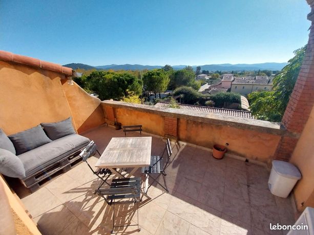 Duplex 86m² (Cz) 100m² (sol)+ terrasse superbe vue massif des Maures