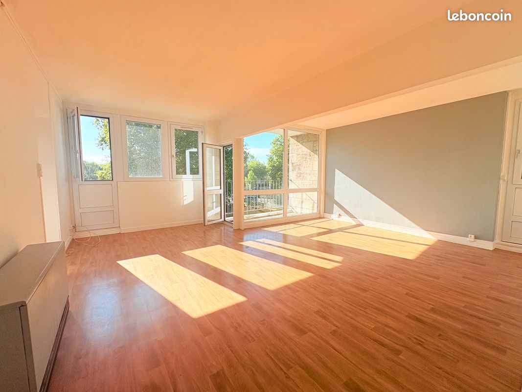 Appartement 3 pièces 71 m² · à Roubaix · 71 m² · 150 000 €