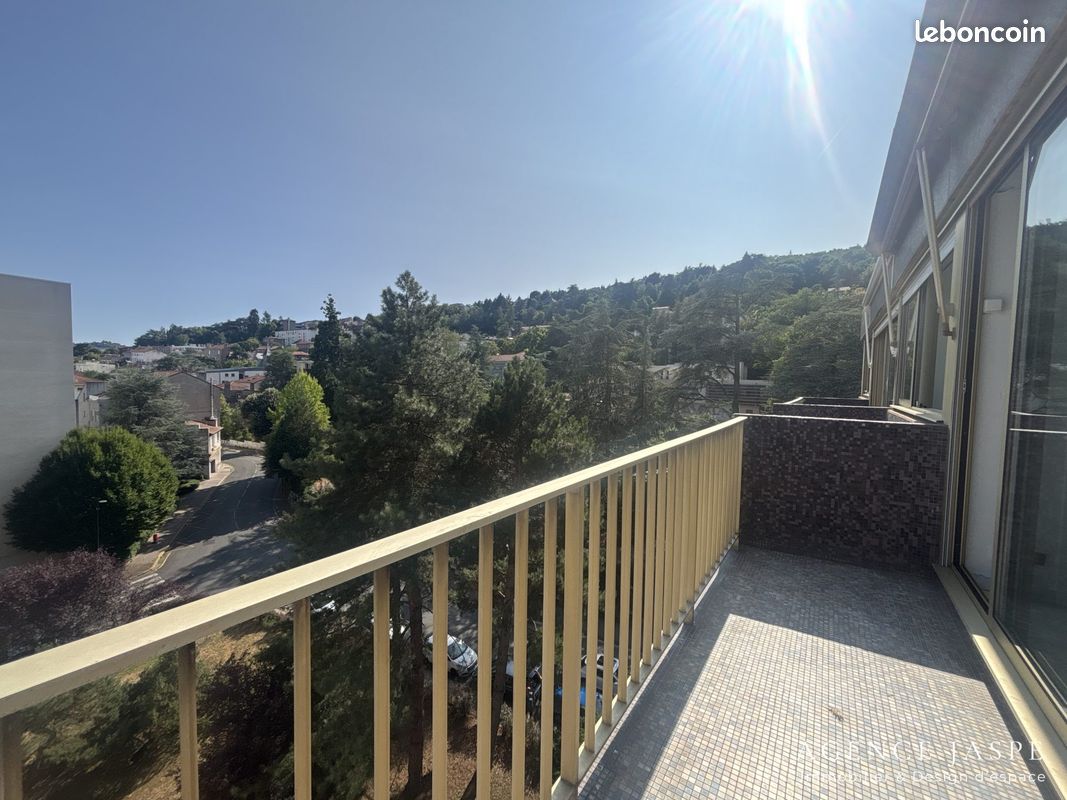 Appartement 3 pièces 88 m² · à Saint-Étienne · 88 m² · 1 050 €/mois