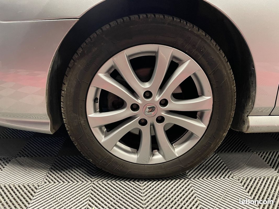 RENAULT LATITUDE BUSINESS dCi 150 FAP Business (image 19)