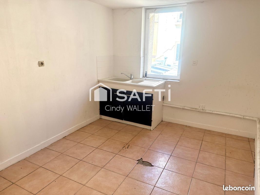 Immeuble 165 m² LAON (image 4)