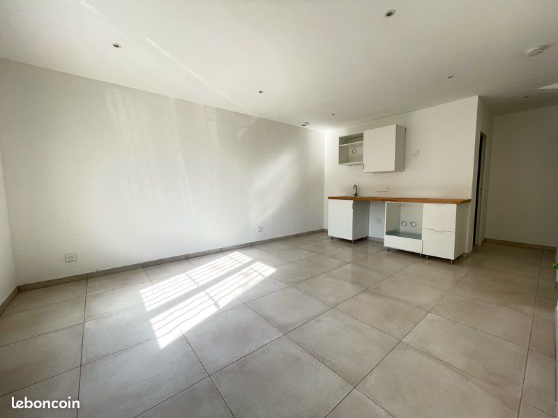 Appartement 3 pièces 53 m² · à Marseille · 53 m² · 1 050 €/mois