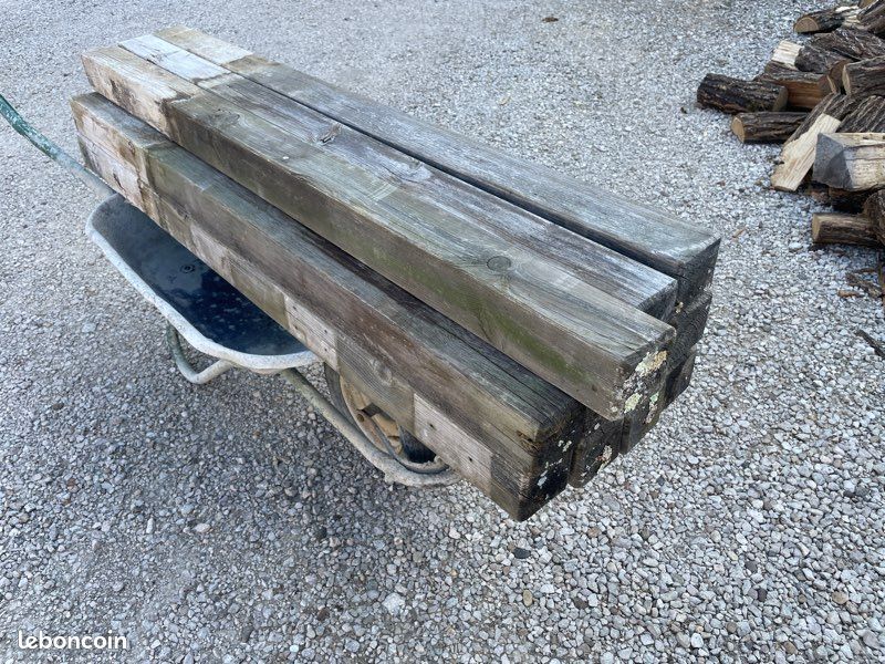 Poteaux bois (image 1)