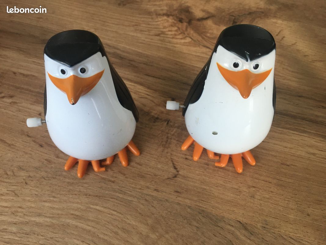 Lot de 2 pingouins de Madagascar (image 1)