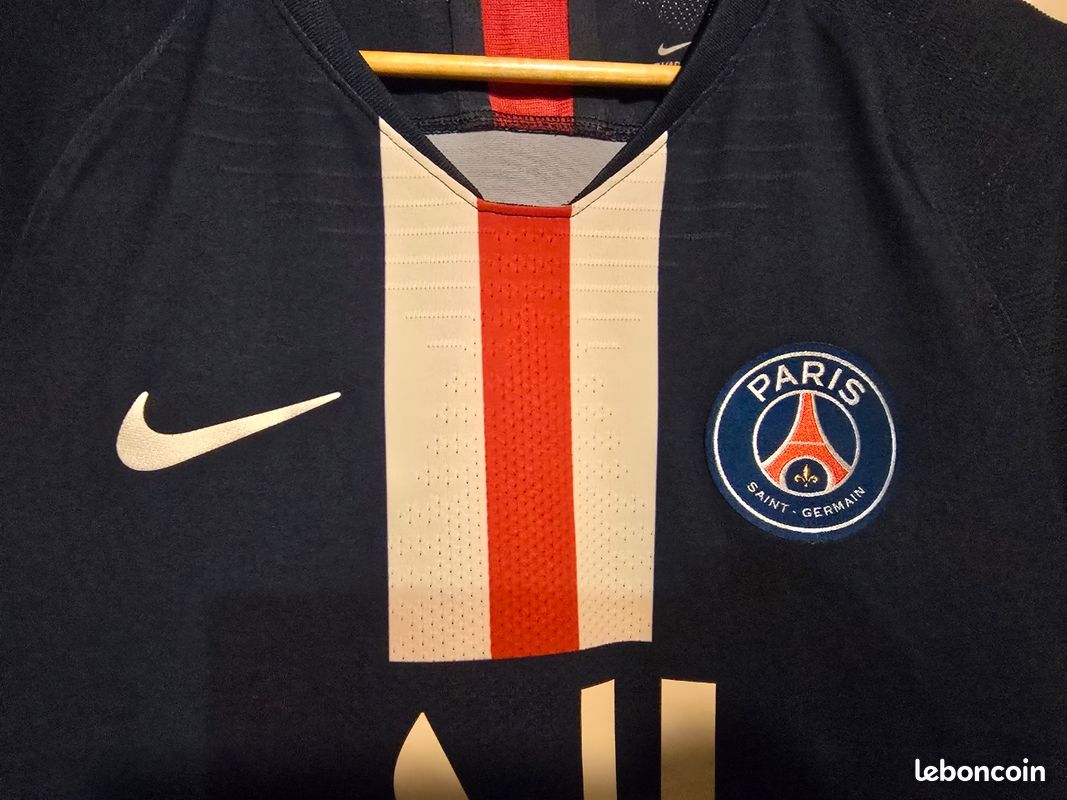 Maillot PSG Officiel 2019 Stadium Manche Longue Neymar - Taille L Neuf Avec étiquettes